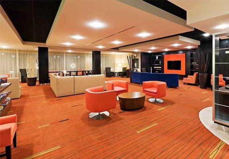 Courtyard By Marriott Tulsa Woodland Hills Hotel Ngoại thất bức ảnh