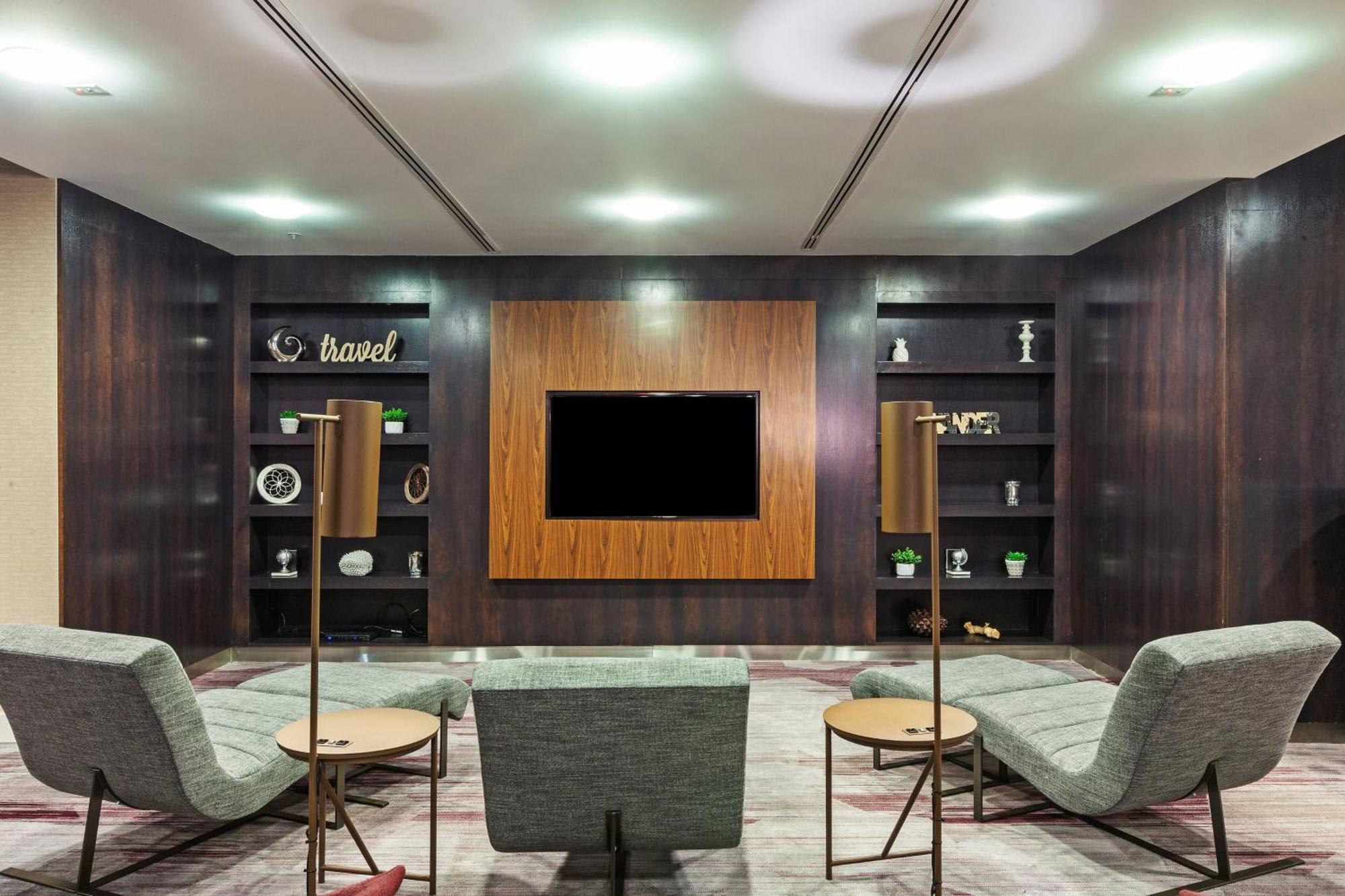 Courtyard By Marriott Tulsa Woodland Hills Hotel Ngoại thất bức ảnh