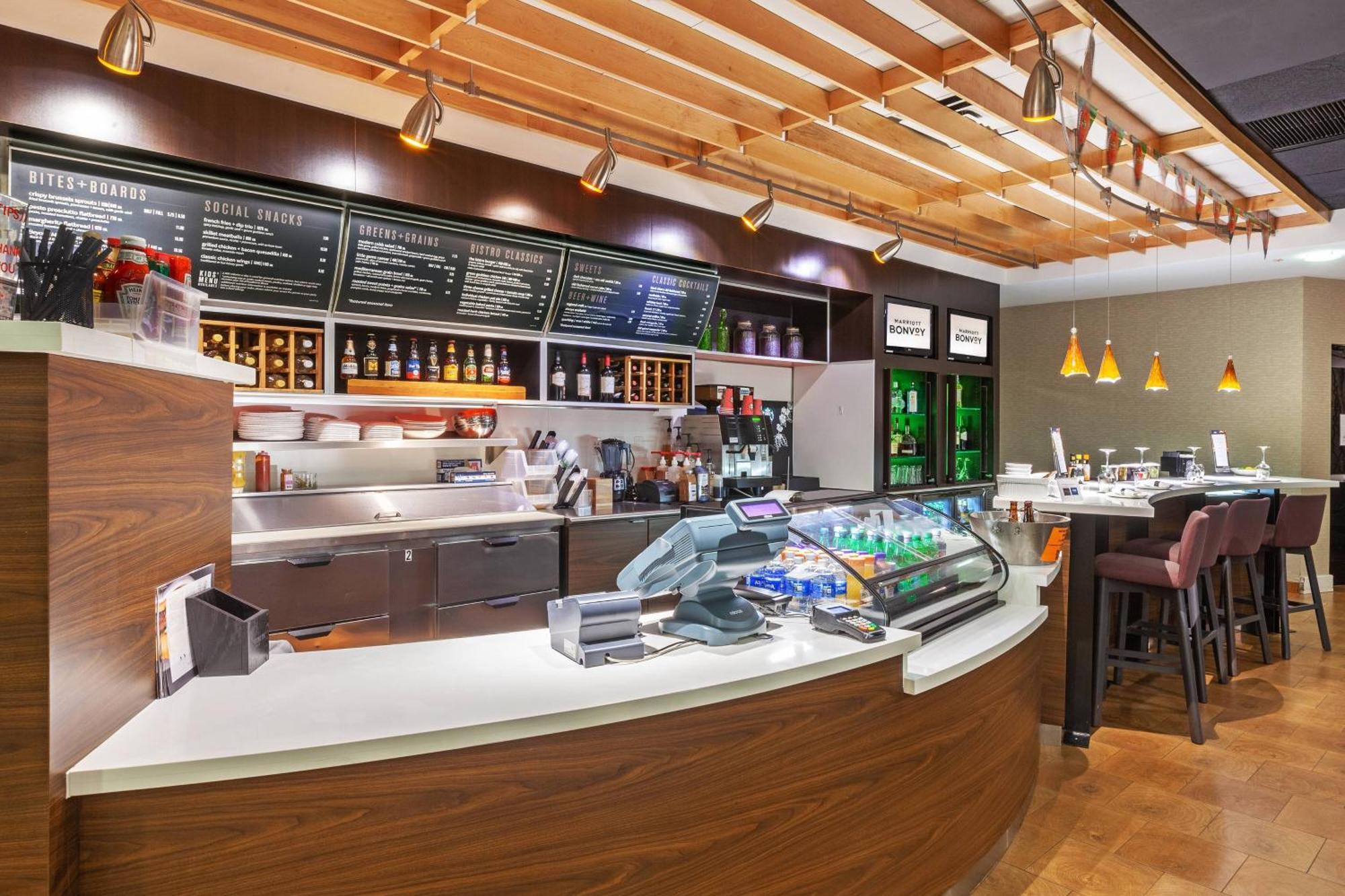 Courtyard By Marriott Tulsa Woodland Hills Hotel Ngoại thất bức ảnh