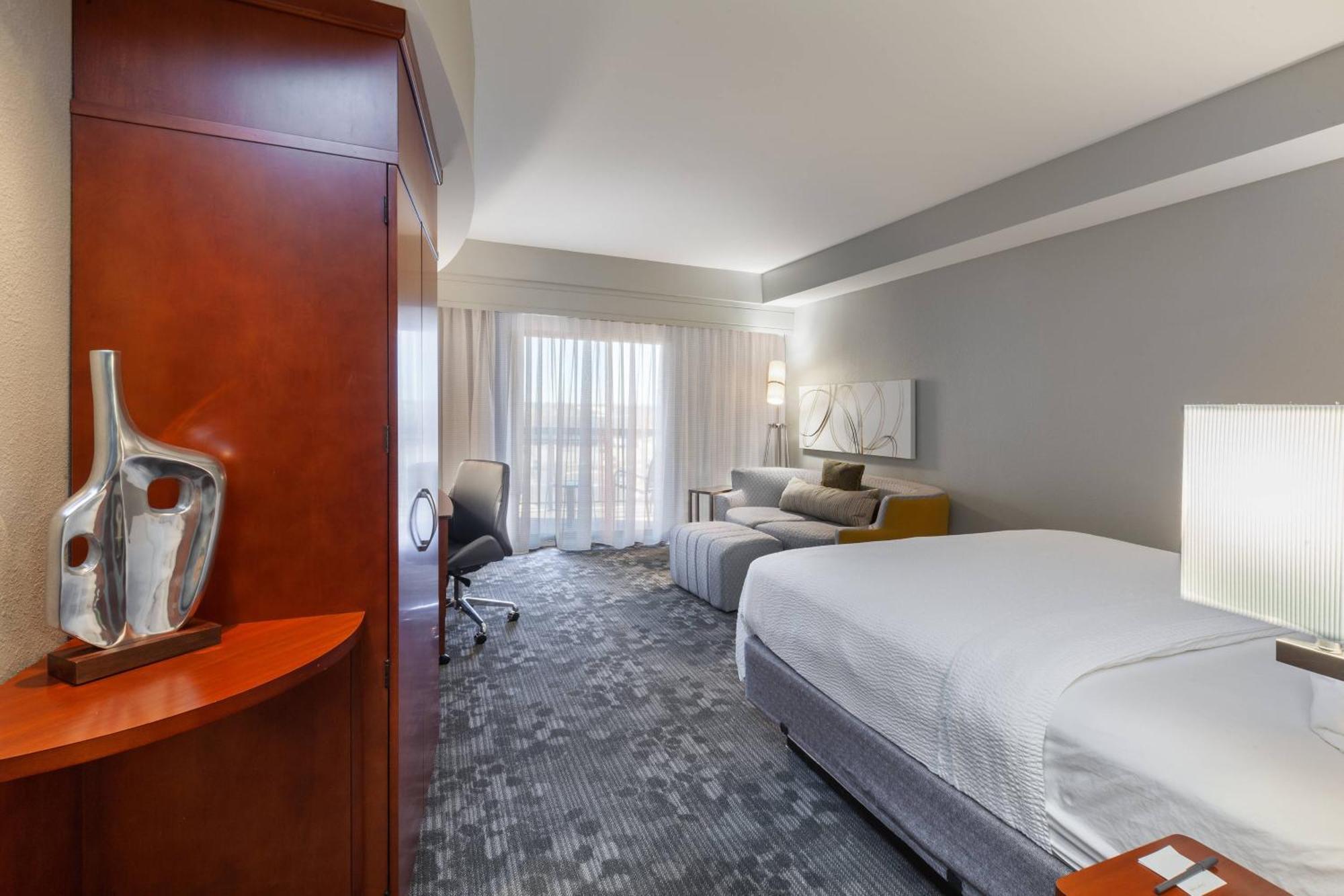 Courtyard By Marriott Tulsa Woodland Hills Hotel Ngoại thất bức ảnh