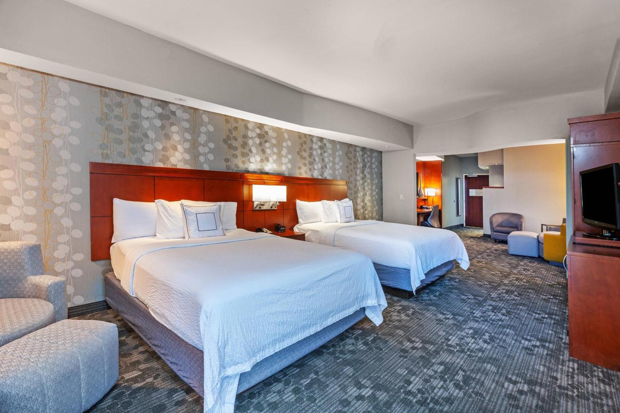 Courtyard By Marriott Tulsa Woodland Hills Hotel Ngoại thất bức ảnh
