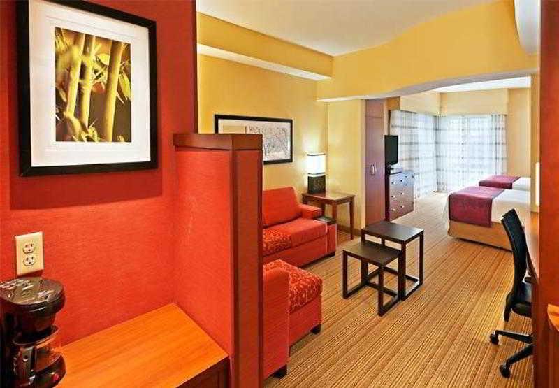 Courtyard By Marriott Tulsa Woodland Hills Hotel Ngoại thất bức ảnh