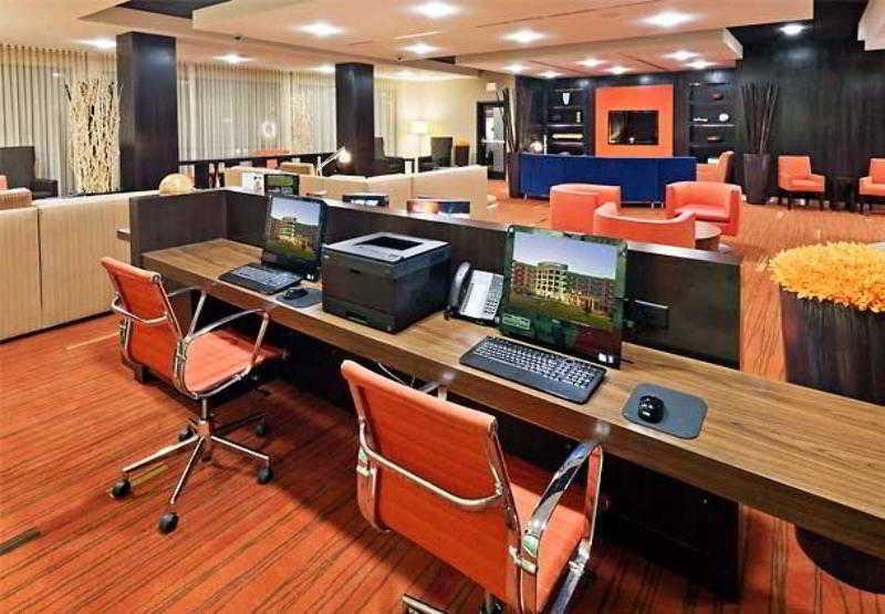 Courtyard By Marriott Tulsa Woodland Hills Hotel Ngoại thất bức ảnh