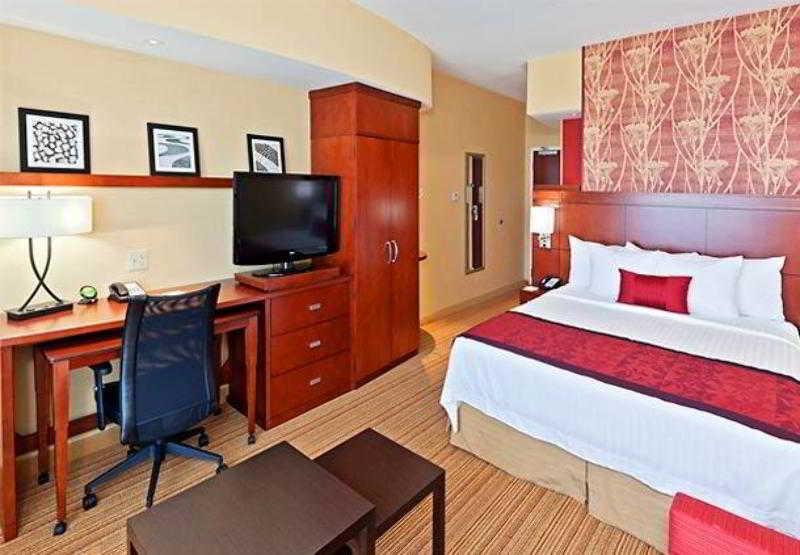 Courtyard By Marriott Tulsa Woodland Hills Hotel Phòng bức ảnh