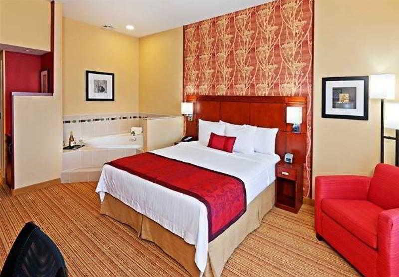 Courtyard By Marriott Tulsa Woodland Hills Hotel Ngoại thất bức ảnh